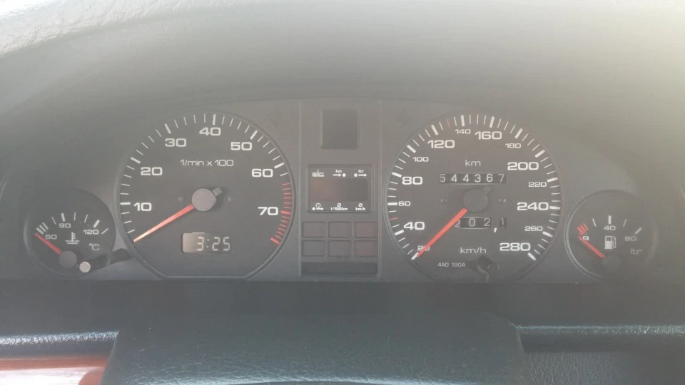Audi 100 2.8 V6 3