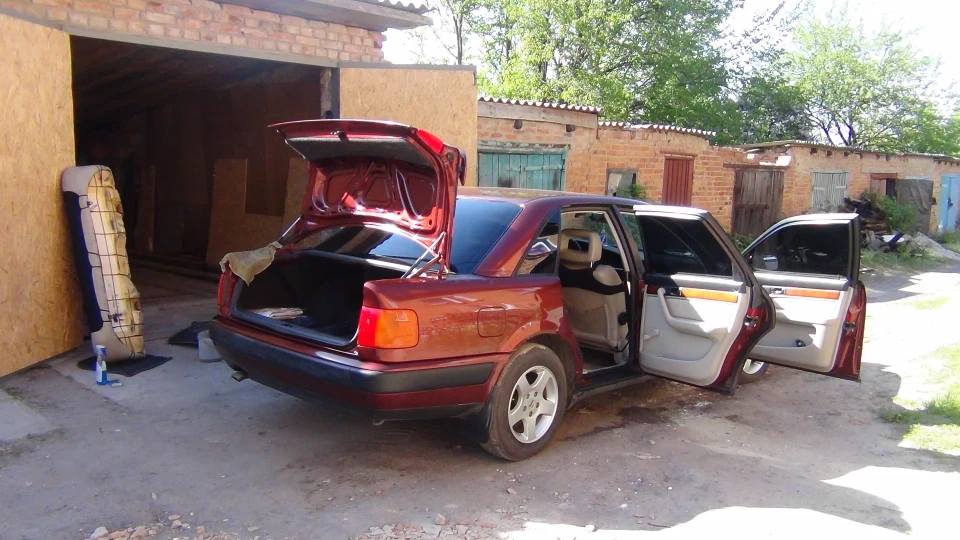 Audi 100 2.8е 2