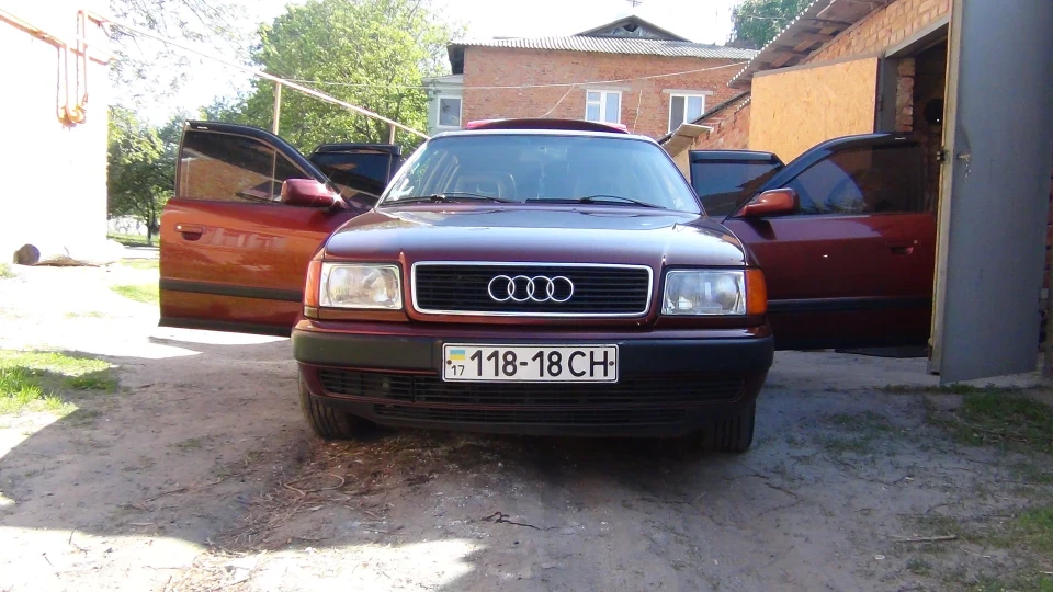 Audi 100 2.8е 3