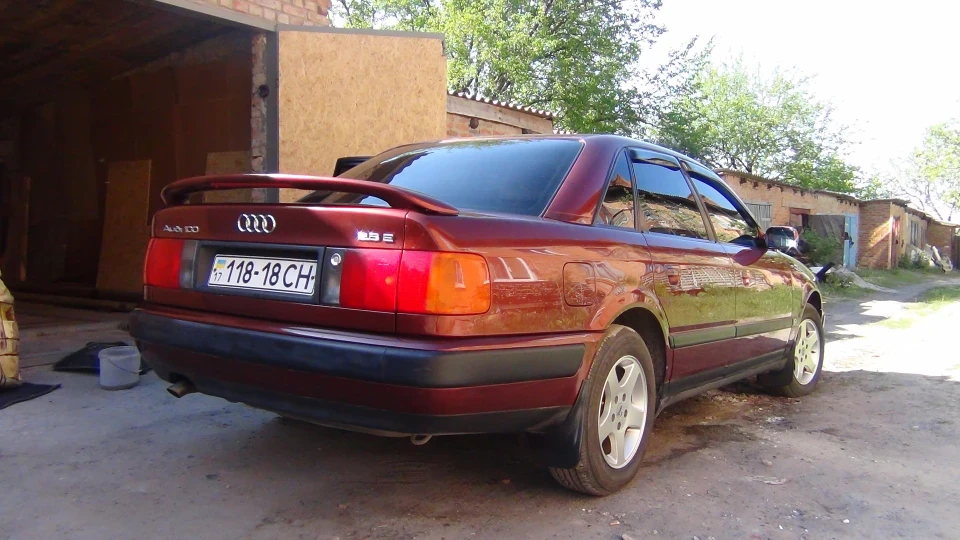 Audi 100 2.8е 5