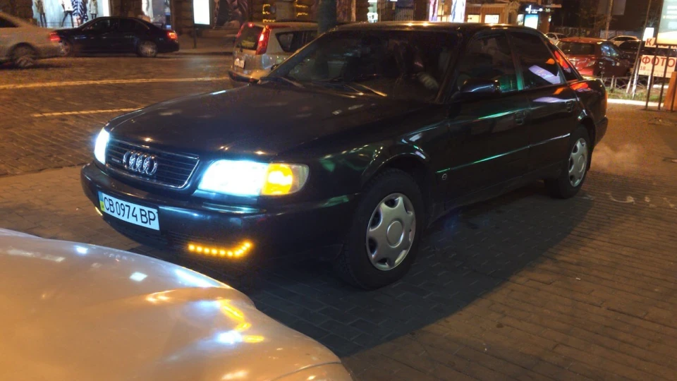 Audi 100 8.2 quattro, майже a6 3