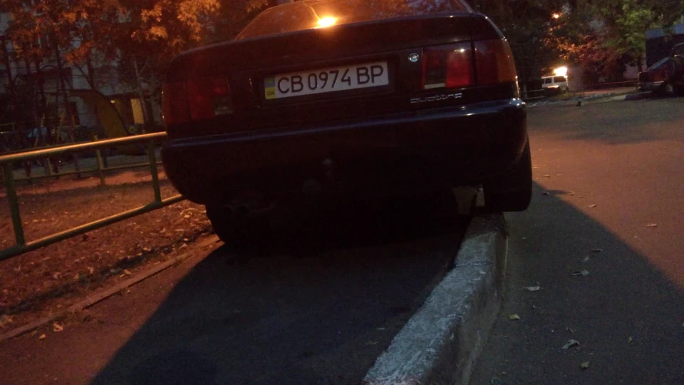 Audi 100 8.2 quattro, майже a6 5