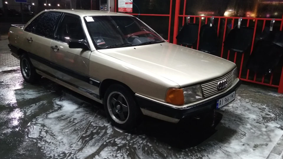 Audi 100 Audi 100 c3 5