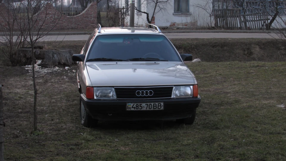 Avant Borozdyne Isportit 5