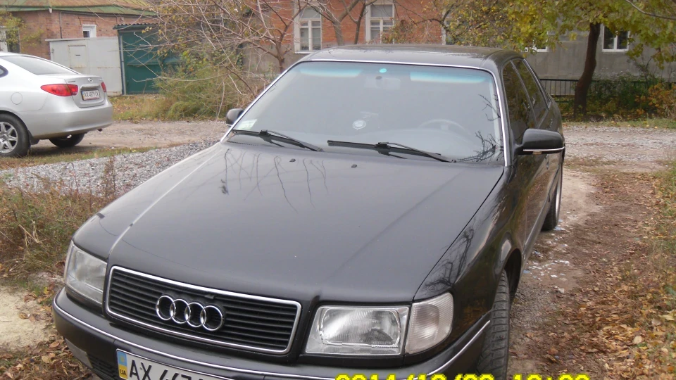 Audi 100 avtomat 2
