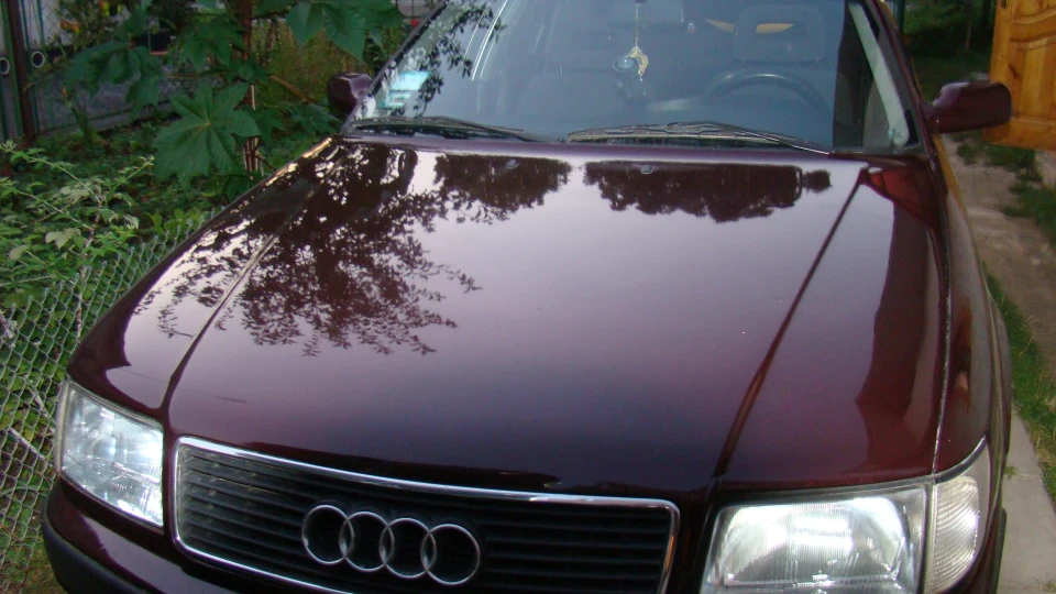Audi 100 бордовий металік 5