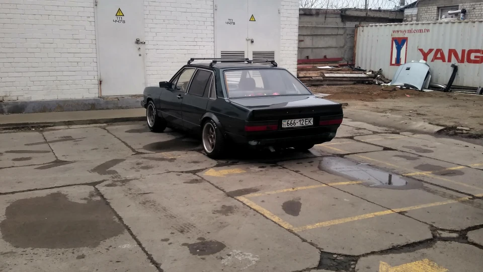Audi 100 C2 2