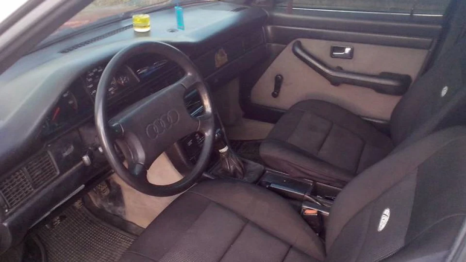 Audi 100 (C3) Двигун NF 2.3 E 3