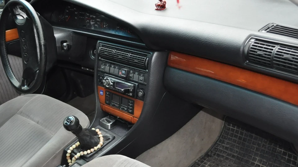 Audi 100 C4 V6 2.8 quattro 5