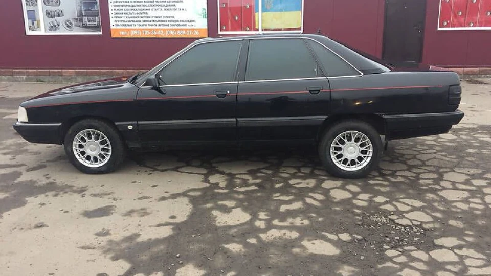Audi 100 Чорна Бестія 2