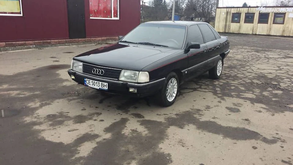 Audi 100 Чорна Бестія 3