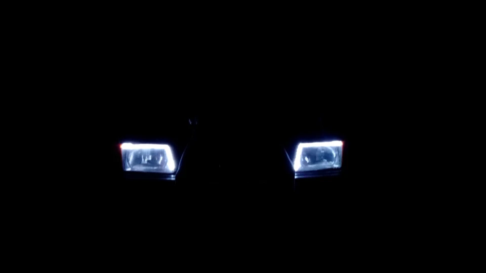 Audi 100 Чорно-фіолетовий металік 2