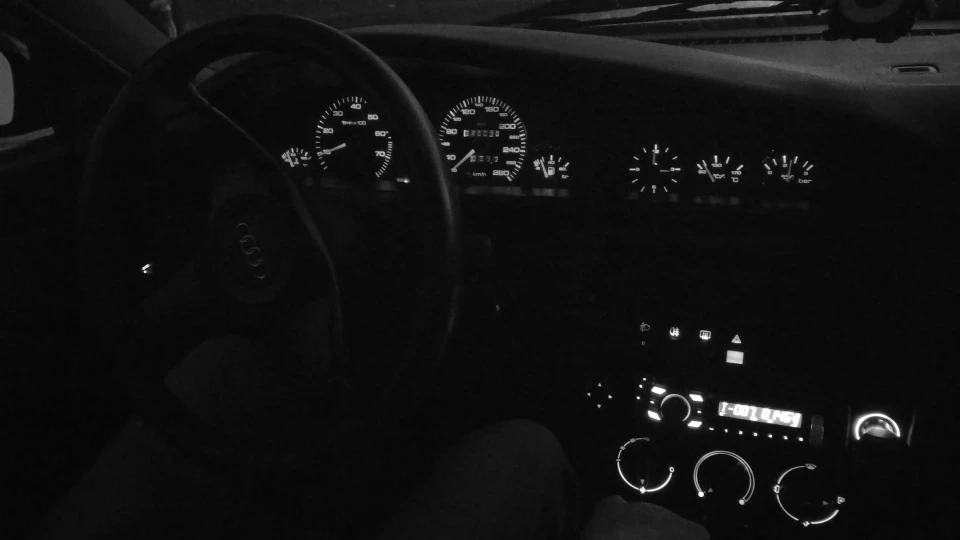 Audi 100 Чорний корабель 4