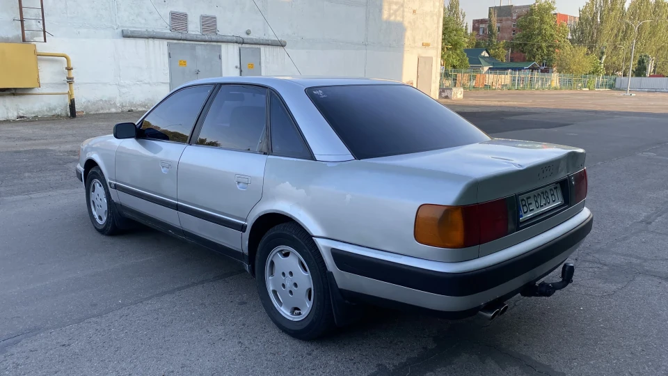Audi 100 Invent Jetronic 5