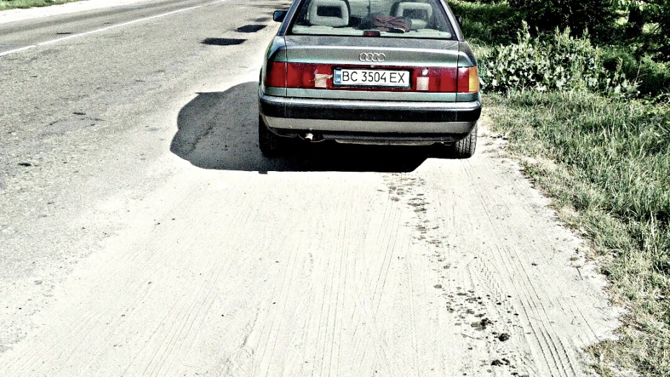 Audi 100 iZi 3