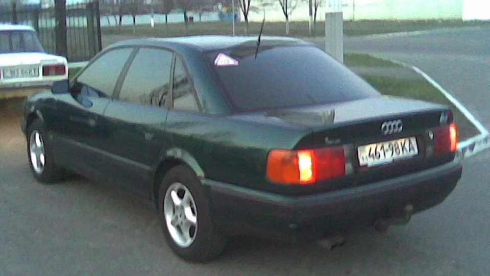 Audi 100 Кася (оселедець) 2