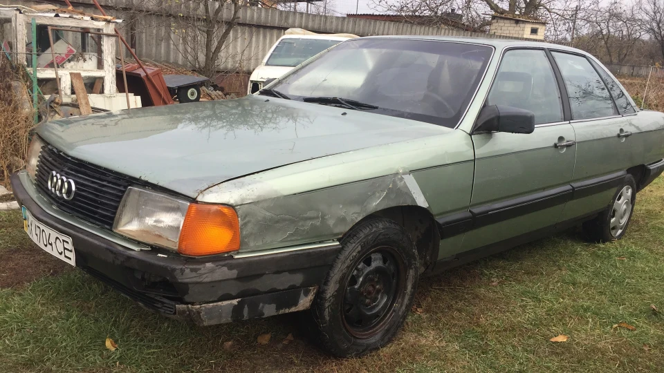 Audi 100 Кубик-рубик