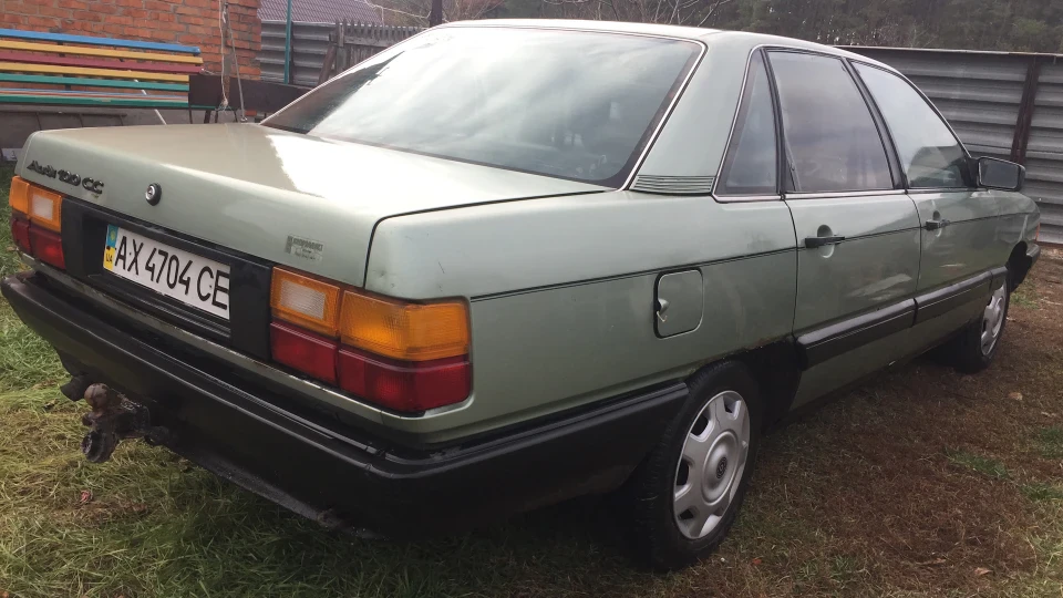 Audi 100 Кубик-рубик 2