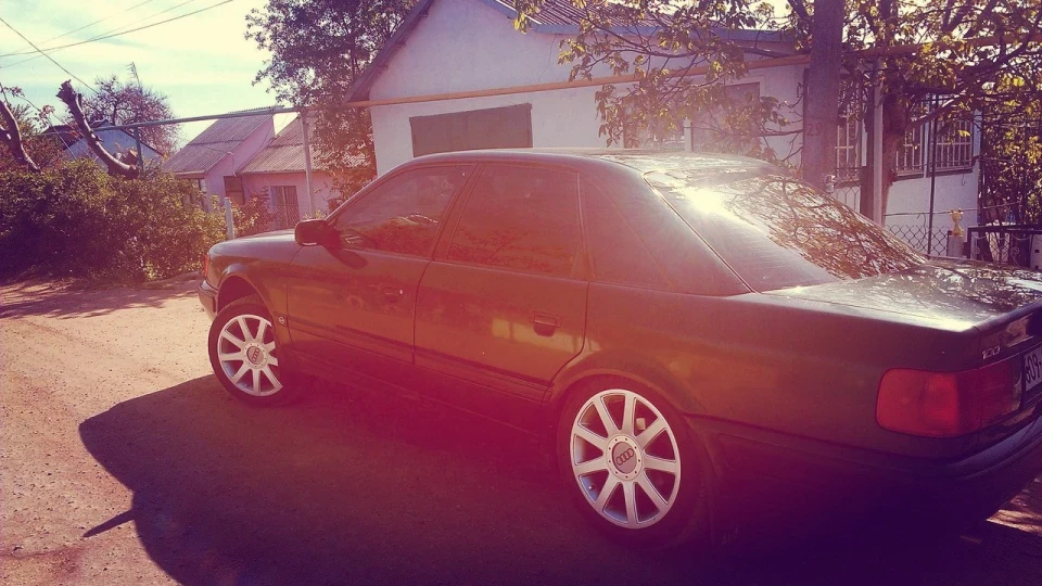 Audi 100 улюблена С4 АВК