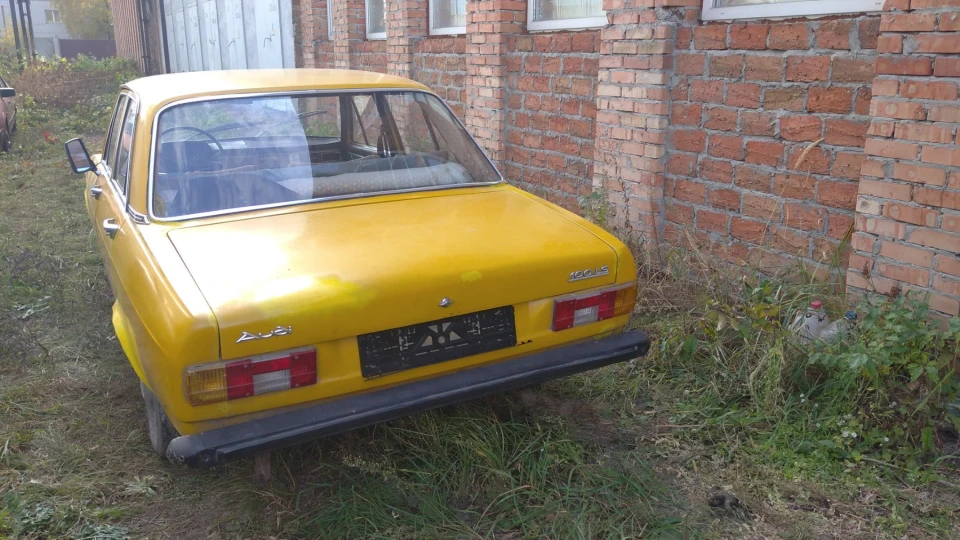 Audi 100 LS 3