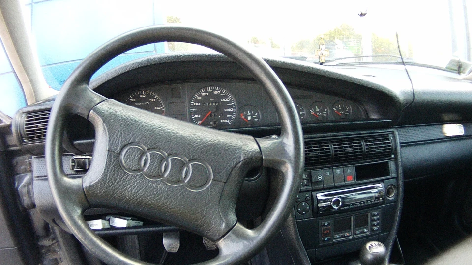 Audi 100 Німецький танк 2