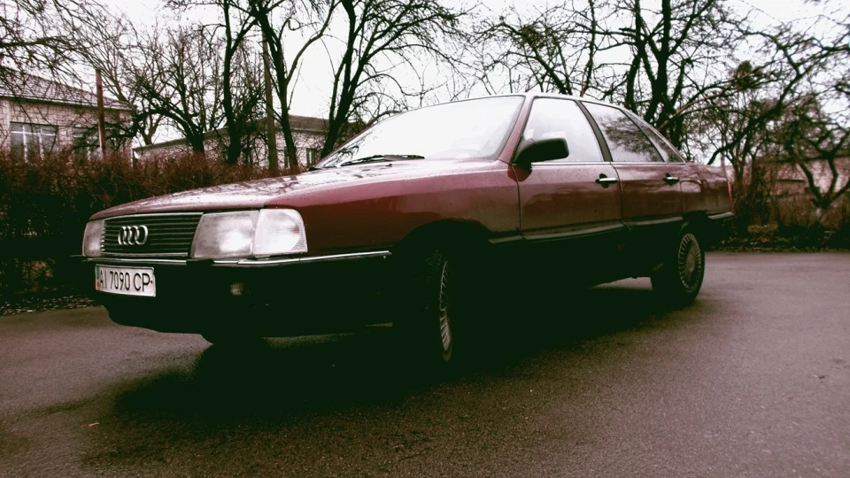 Audi 100 Пірано 2