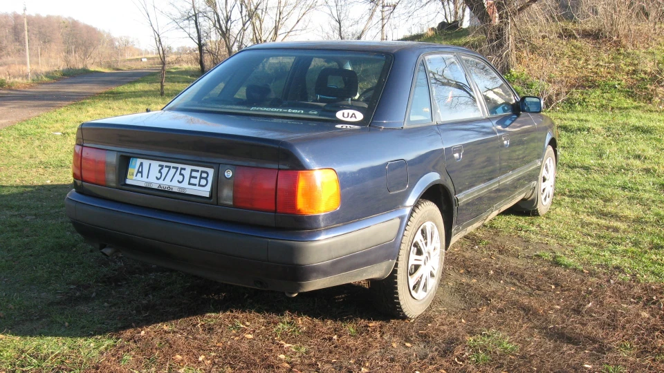 Audi 100 Про100 2