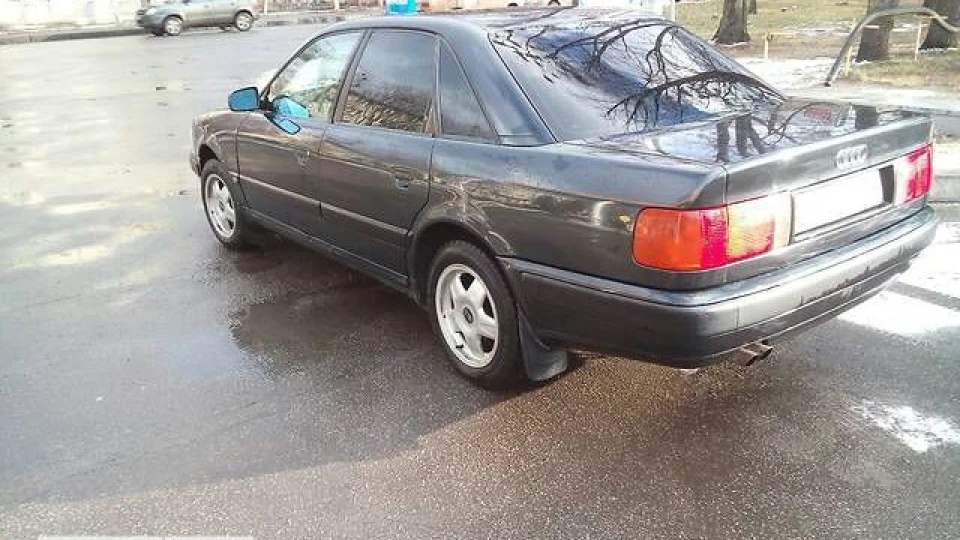 Audi 100 Куля 2