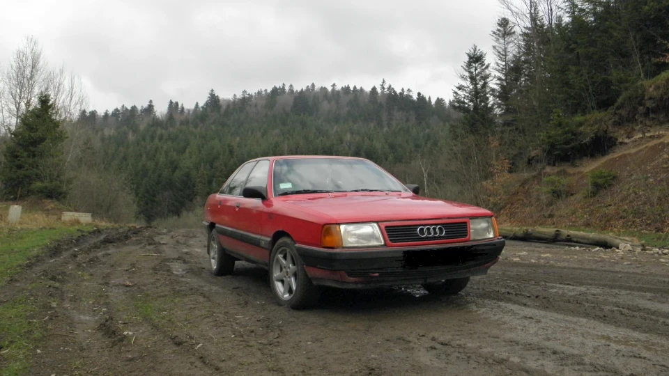 Audi 100 ракета