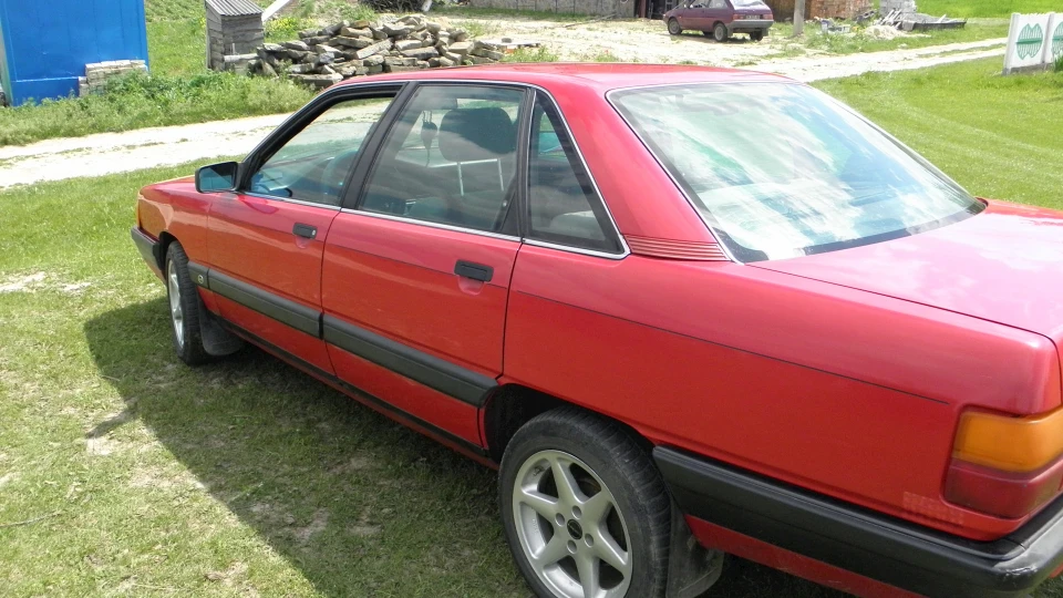 Audi 100 ракета 5