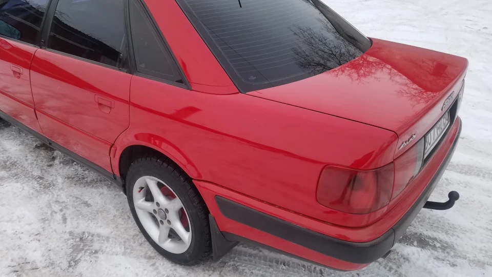 Audi 100 Red 2.0 3