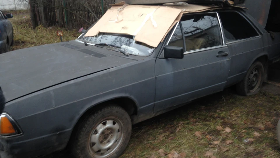 Audi 100 С2 Coupe 4