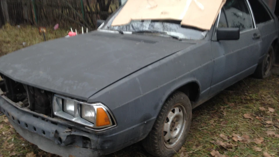 Audi 100 С2 Coupe 5