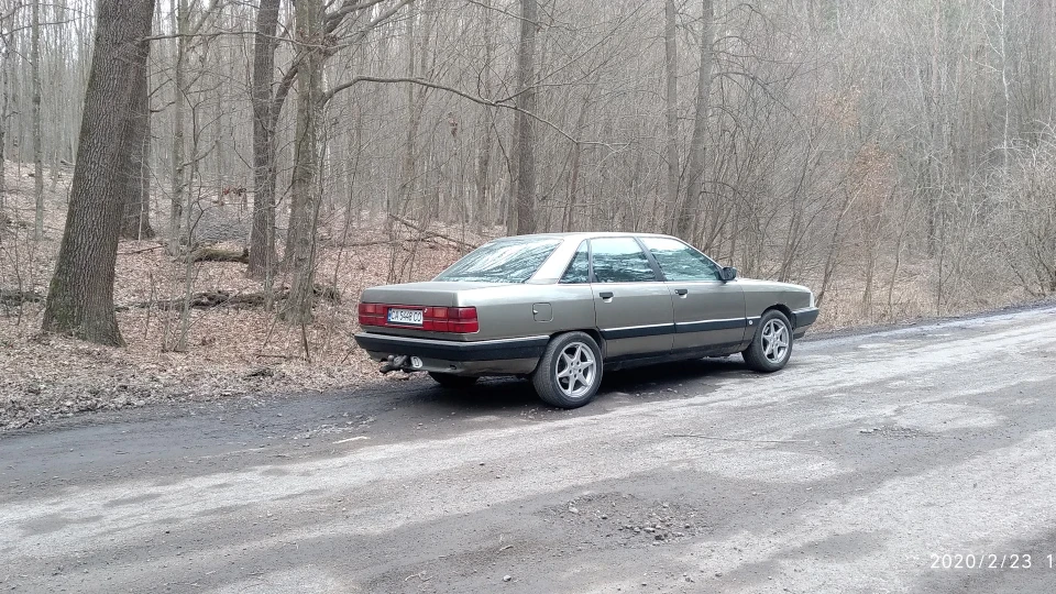 Seryy Quattro 3