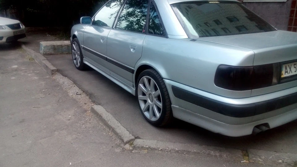 Audi 100 umbrella supercharger 2
