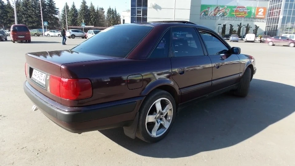 Audi 100 Володар кілець 3