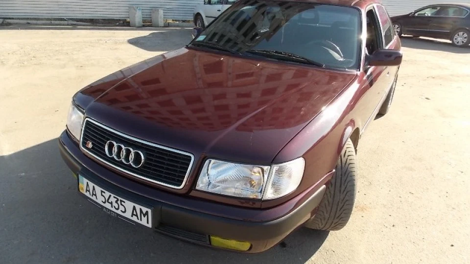 Audi 100 Володар кілець 4