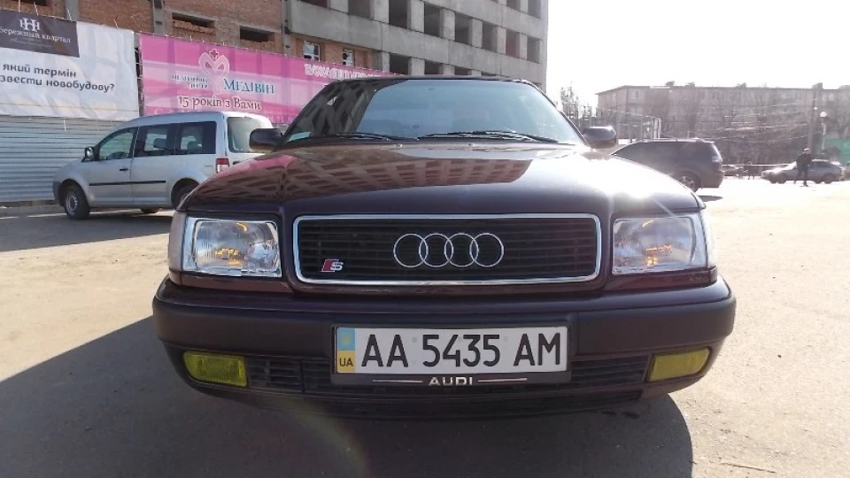 Audi 100 Володар кілець 5