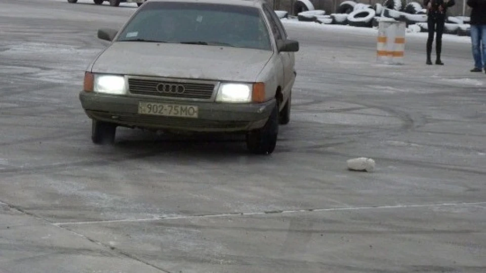Audi 100 хороша машина)))) 4