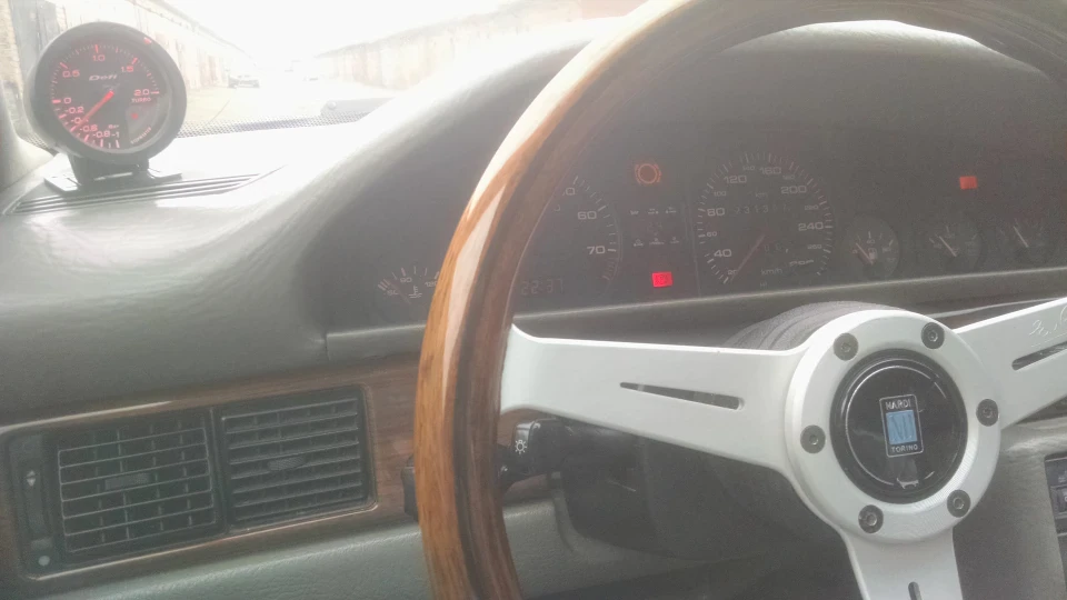 Audi 200 2
