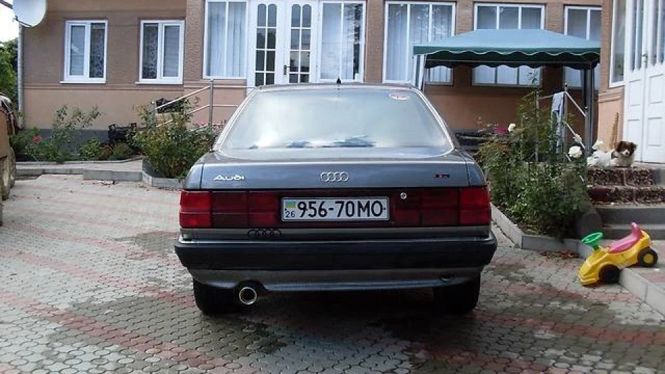 Audi 200 2.2 бтр 3