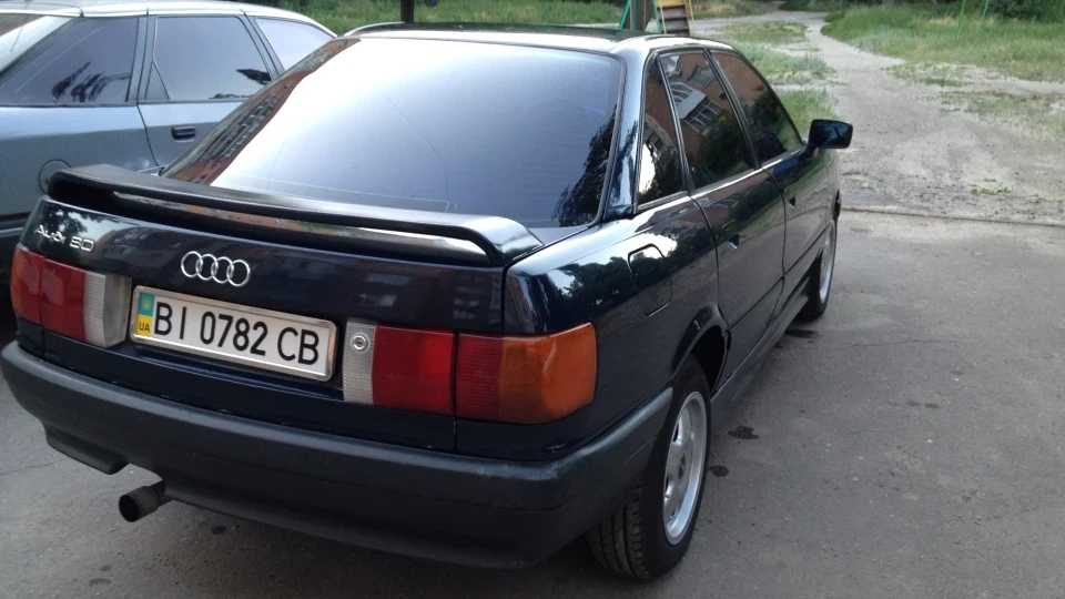 Audi 80 4