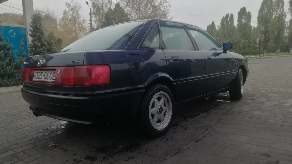 Audi 80 2