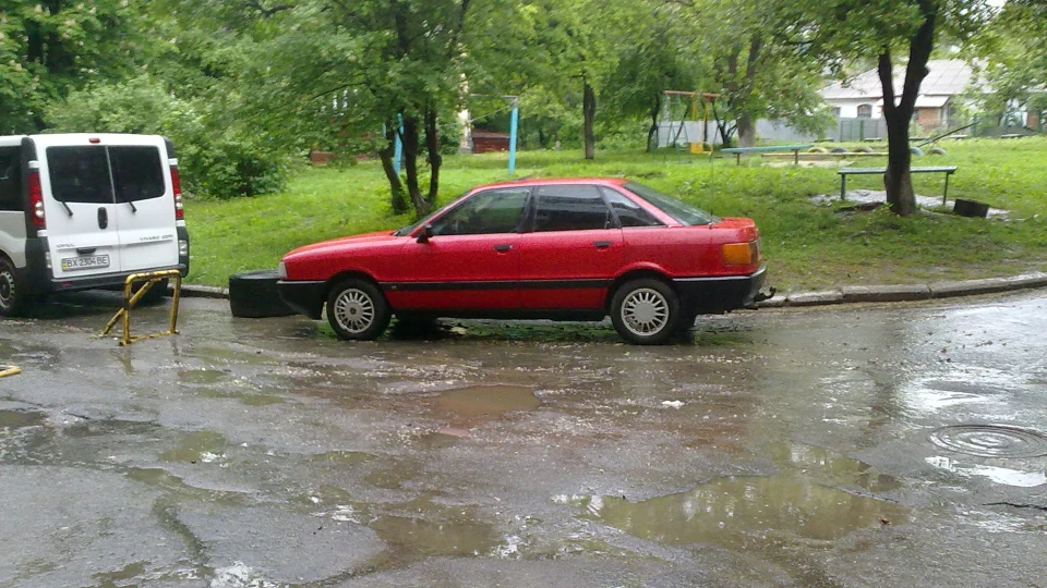 Audi 80