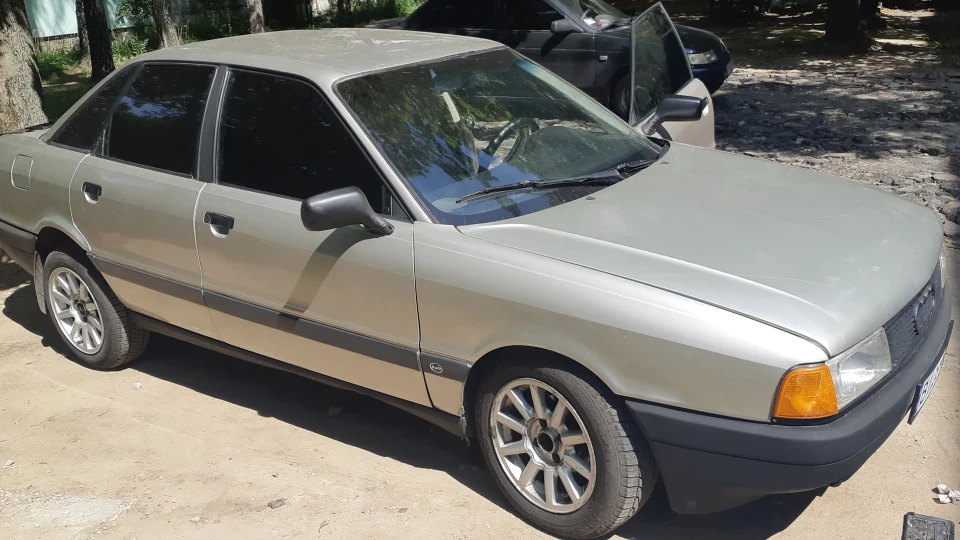 Audi 80 2