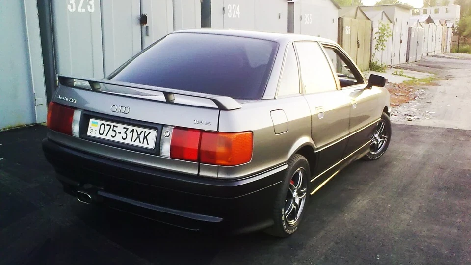 Audi 80 2