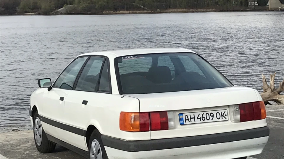 Audi 80 2