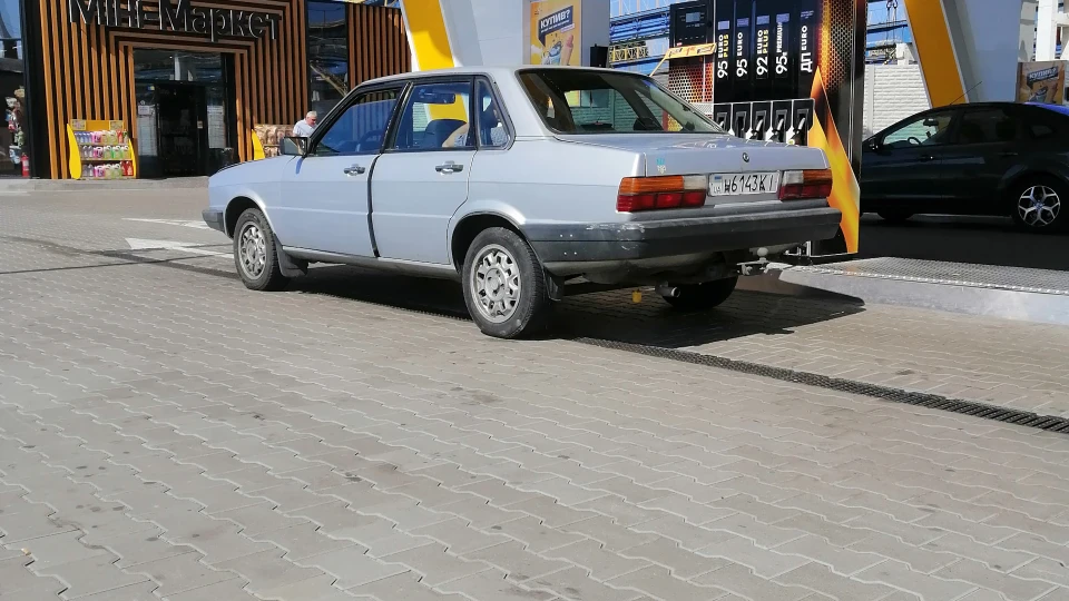 Audi 80 4