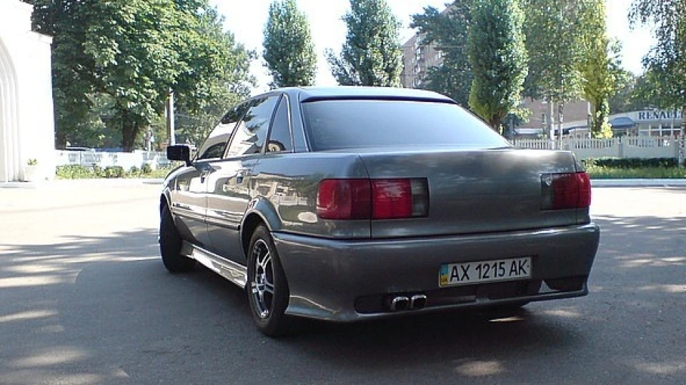 Audi 80