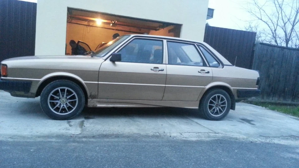 Audi 80 4